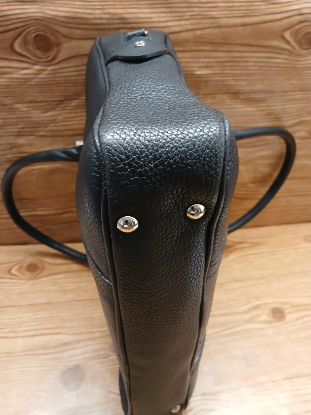 Classic Black Leather Unisex Briefcase with Gold Accent Hardware